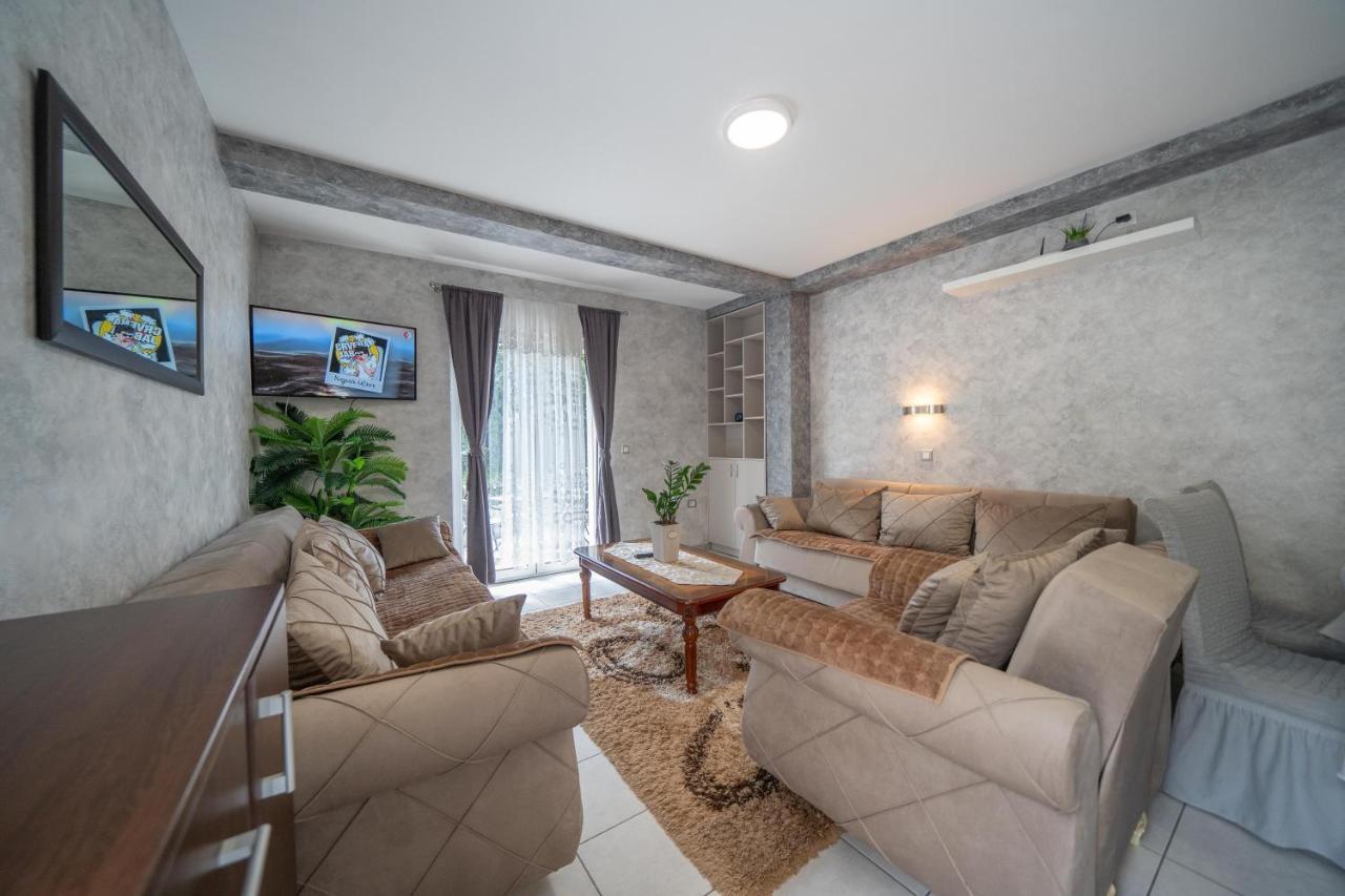 ריסאן Apartman Anja מראה חיצוני תמונה