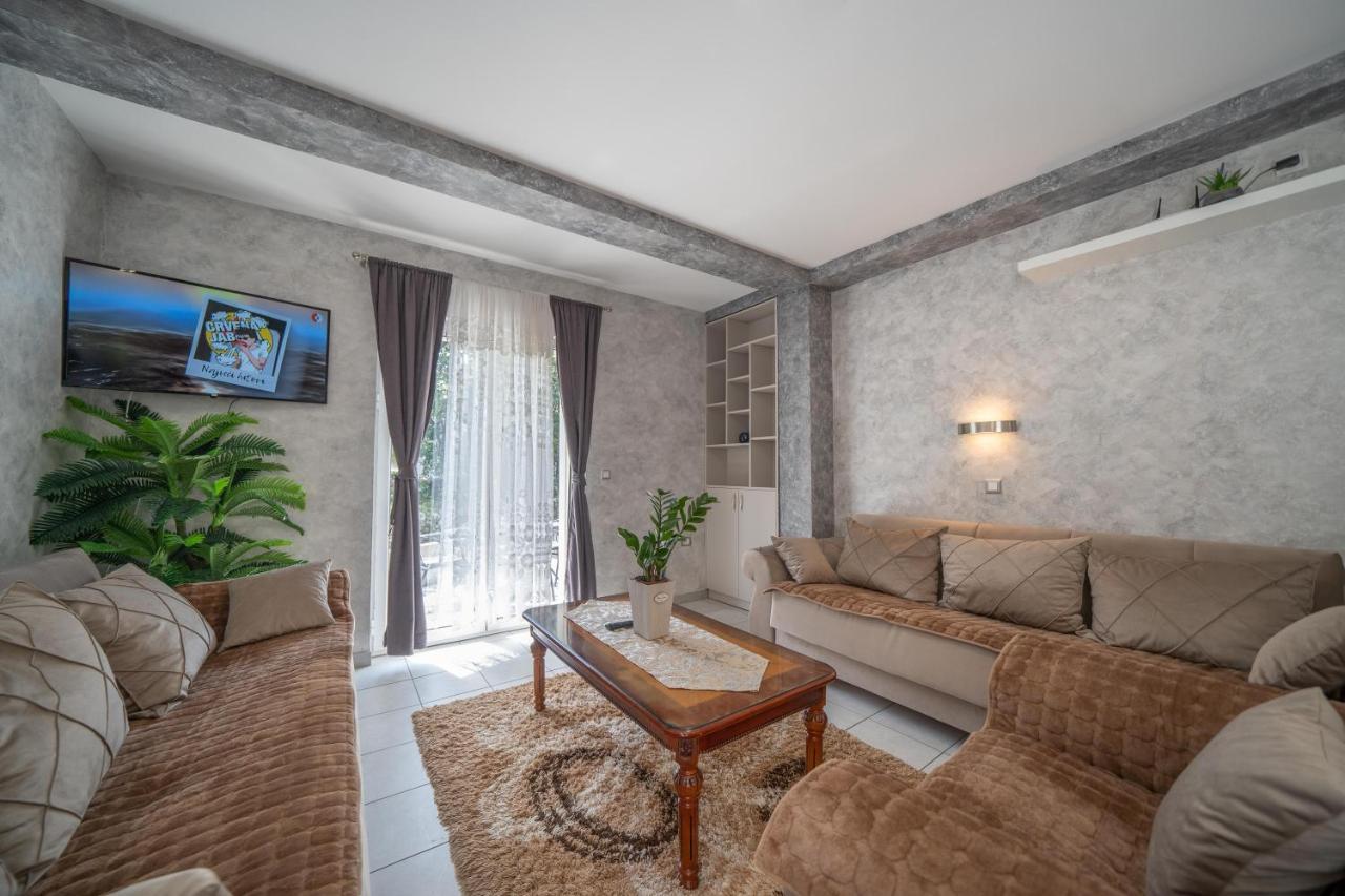 ריסאן Apartman Anja מראה חיצוני תמונה